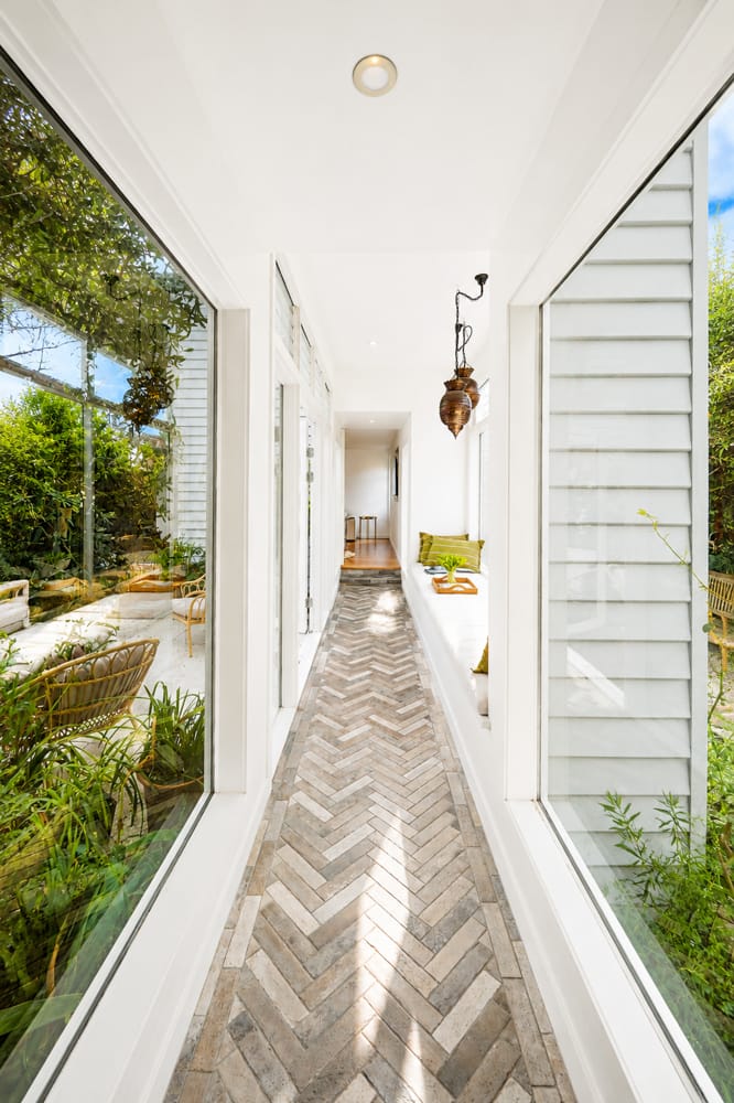 Key Collection and Drop-off &mdash; Melbourne Property Media